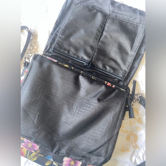 Gently Loved Rosetti Purse- 8+ Compartments/💯Functional, Flowers & Hummingbirds - Picture 12 of 16